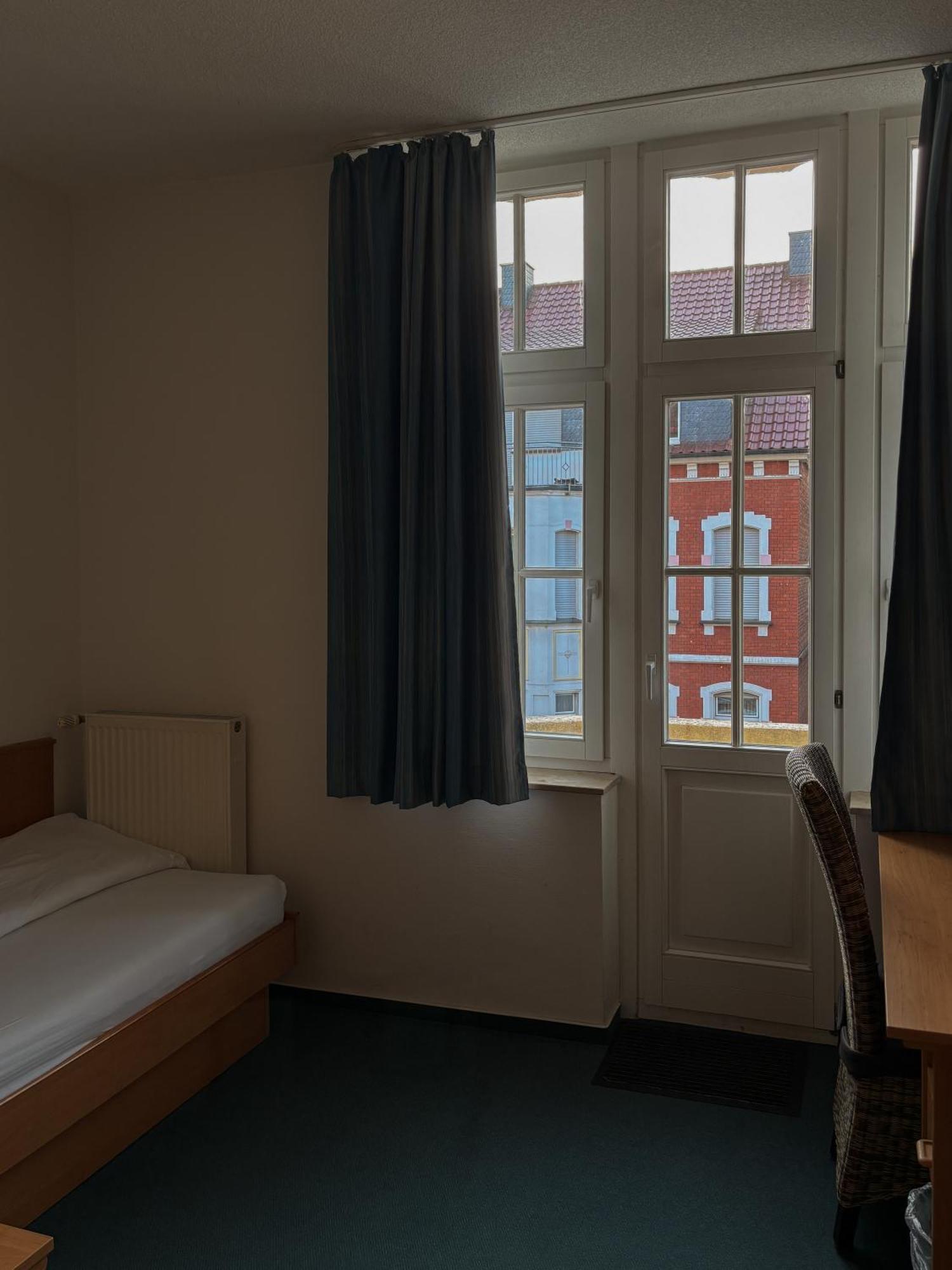 Stadthotel Kolpinghaus - Vier Ecken Werne Exteriör bild