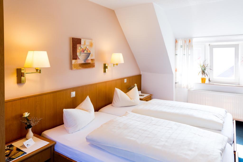 Stadthotel Kolpinghaus - Vier Ecken Werne Rum bild